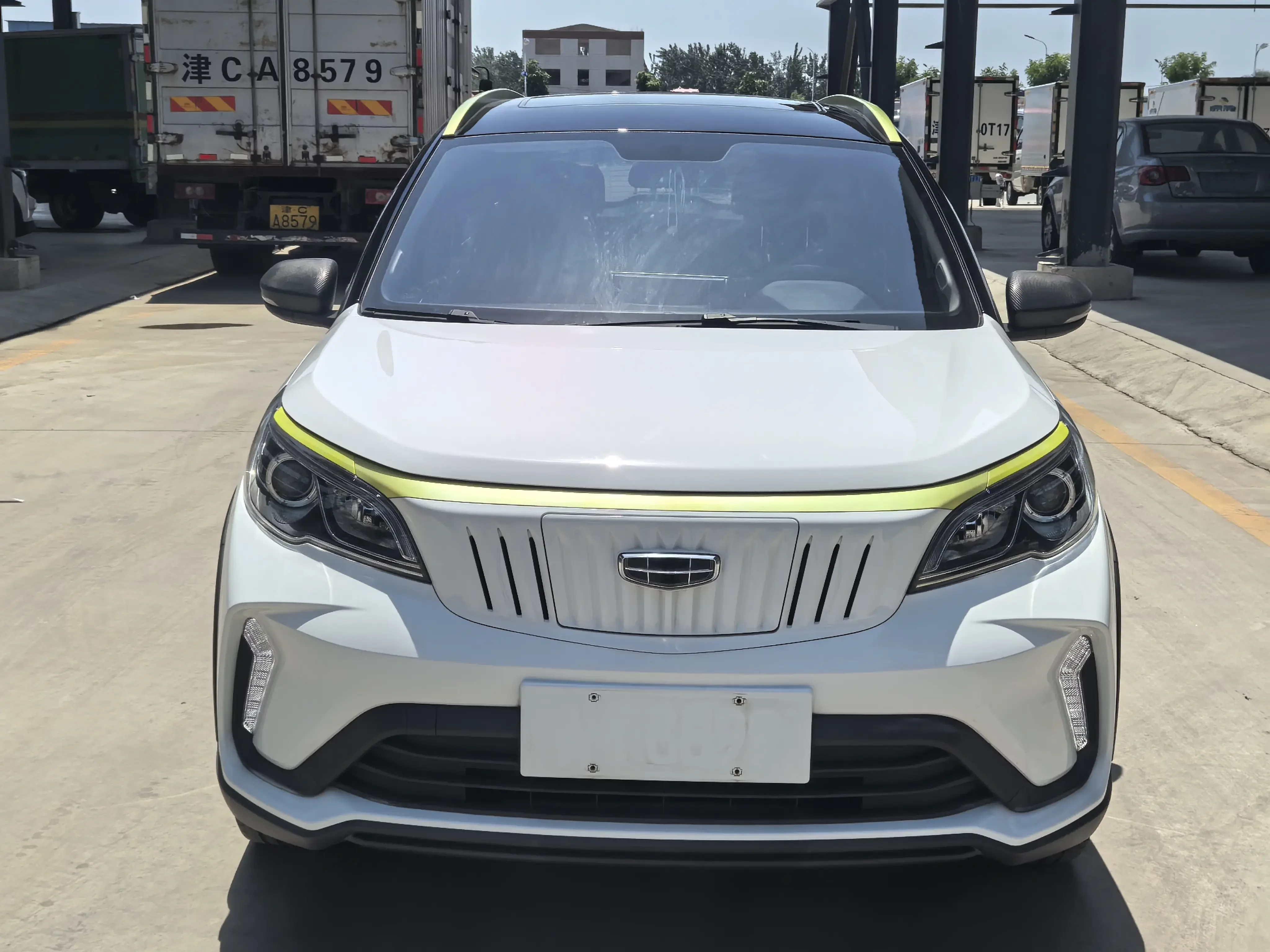 Geely EX3 Kung Fu Cow  из Китая