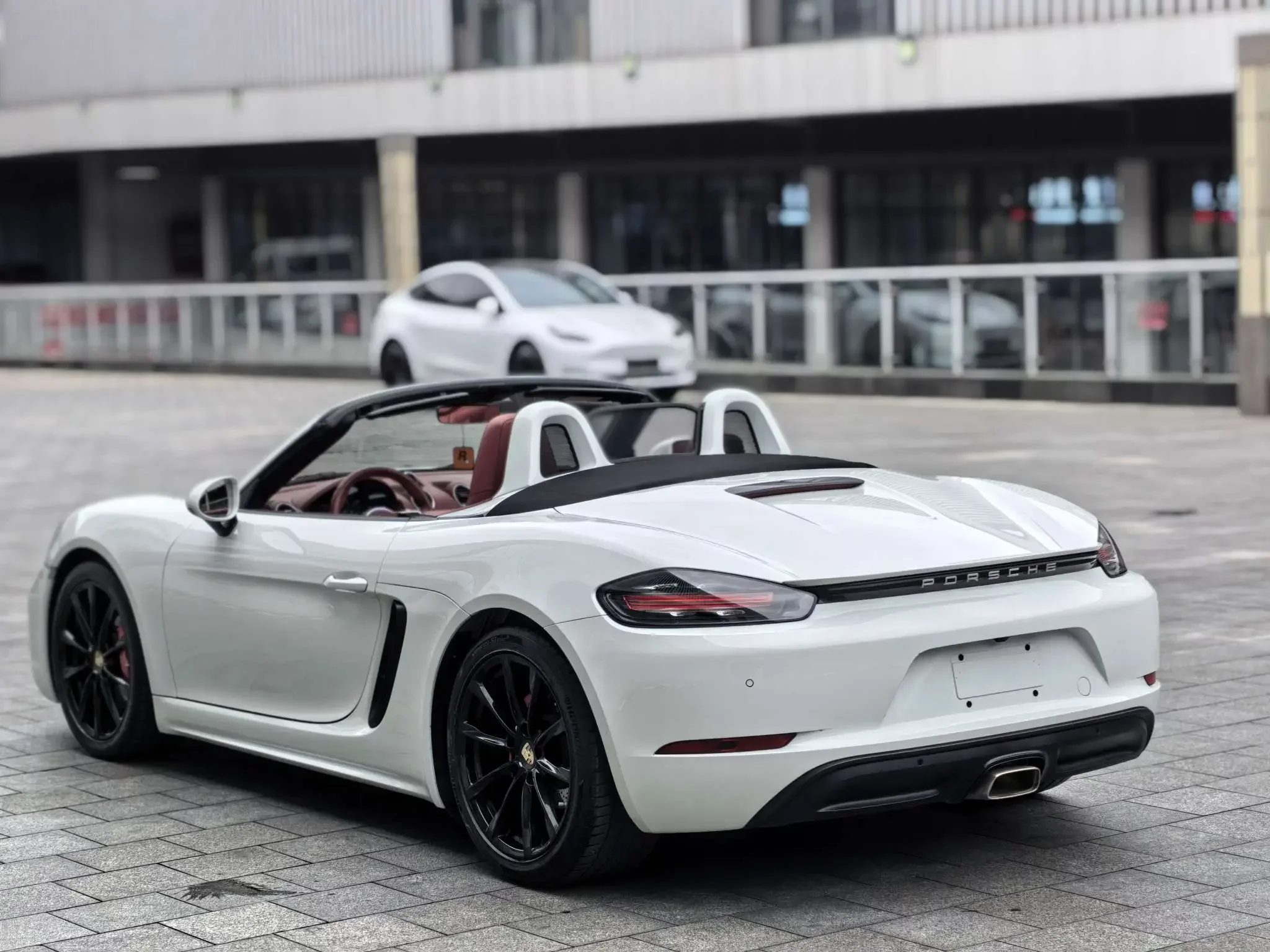 Porsche 718