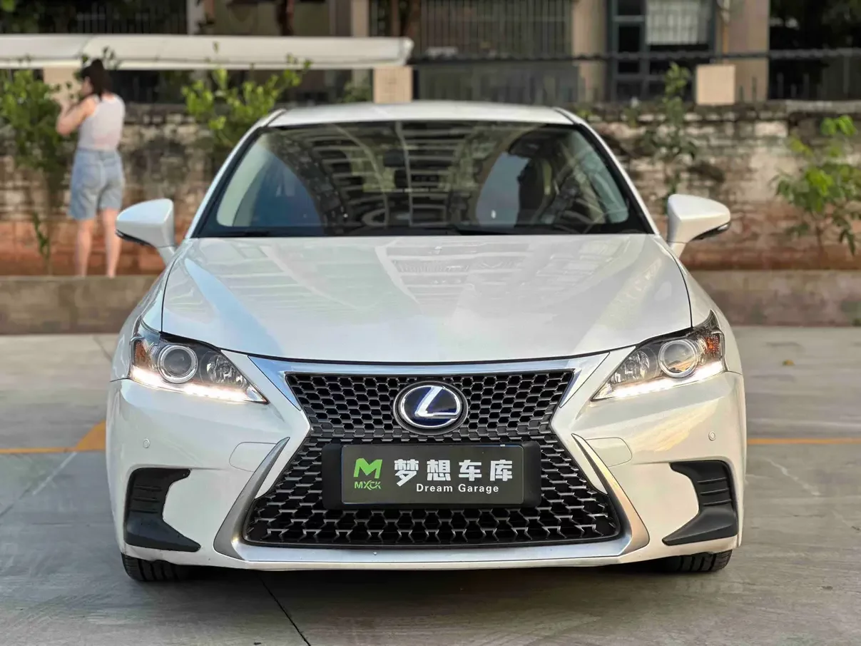 Lexus CT