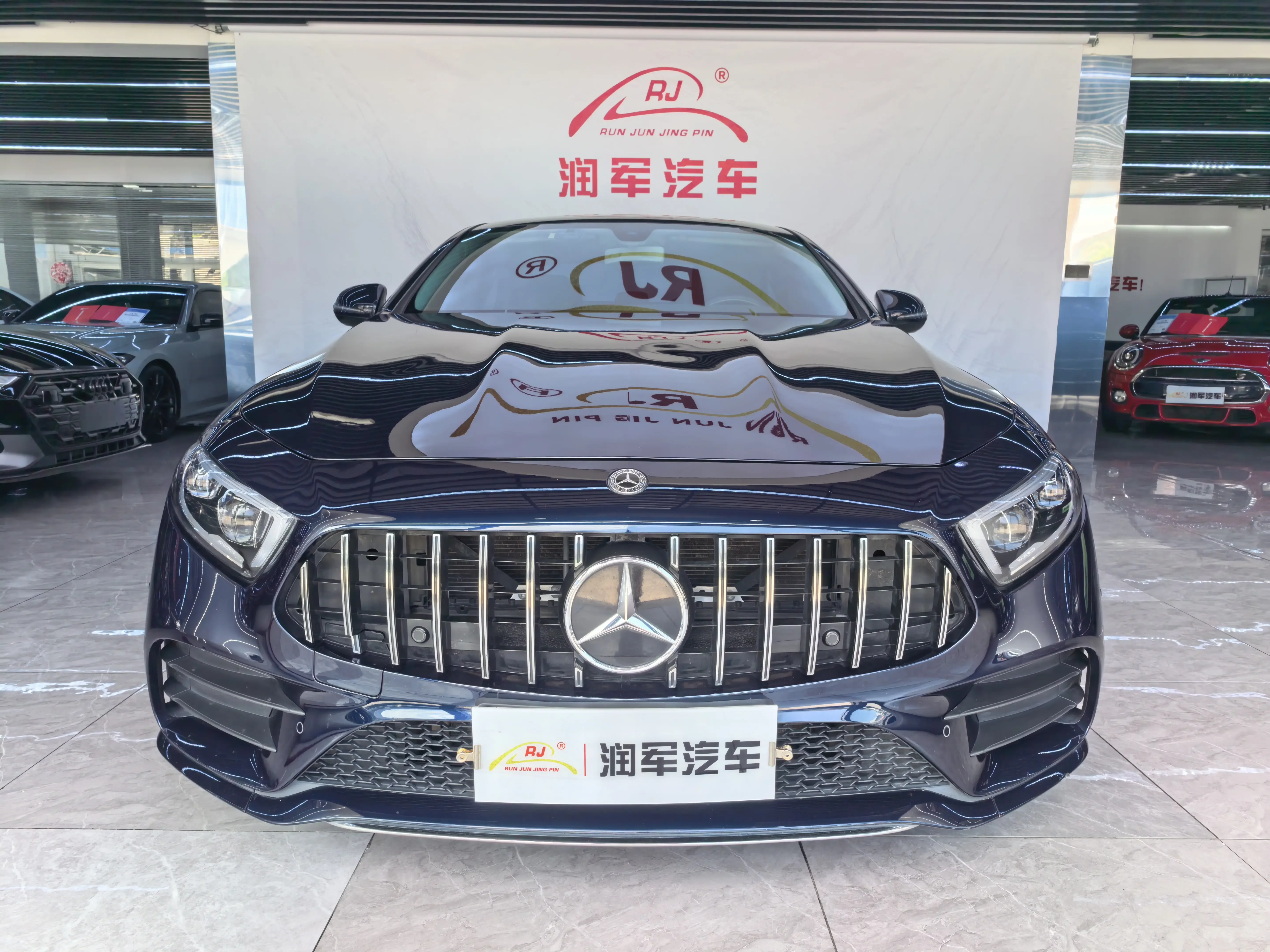 Mercedes-Benz CLS