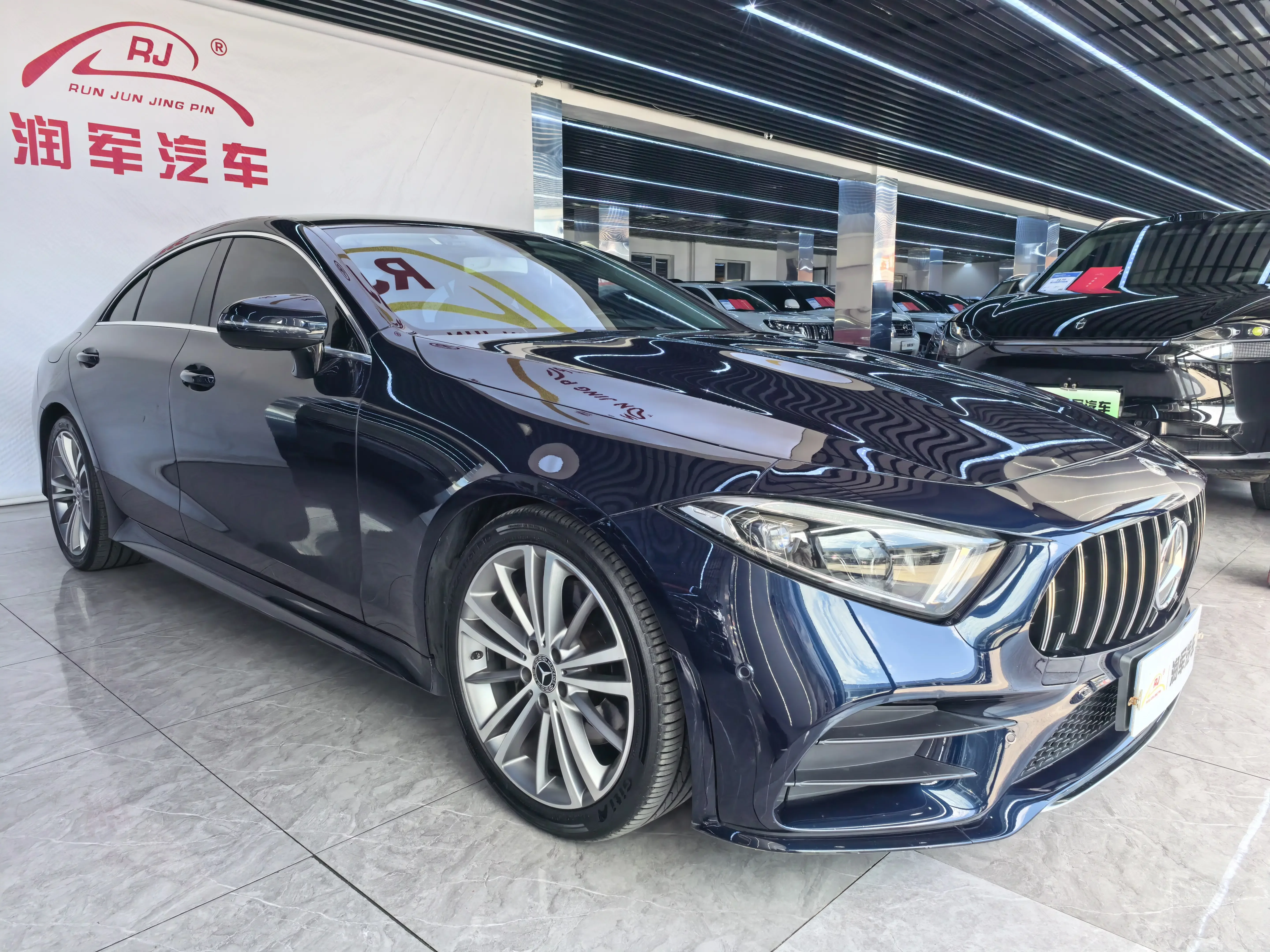 Mercedes-Benz CLS