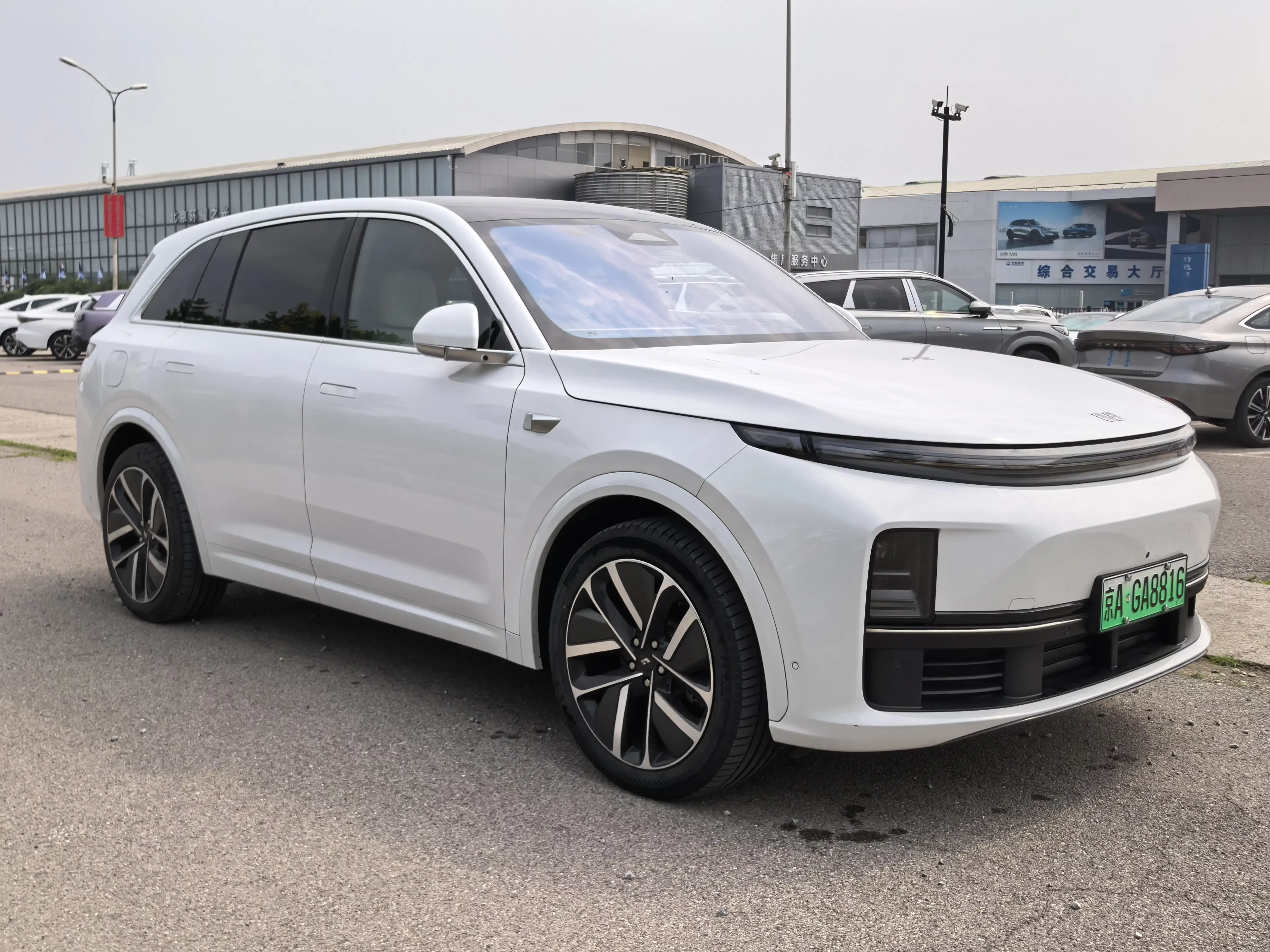 Lixiang L7