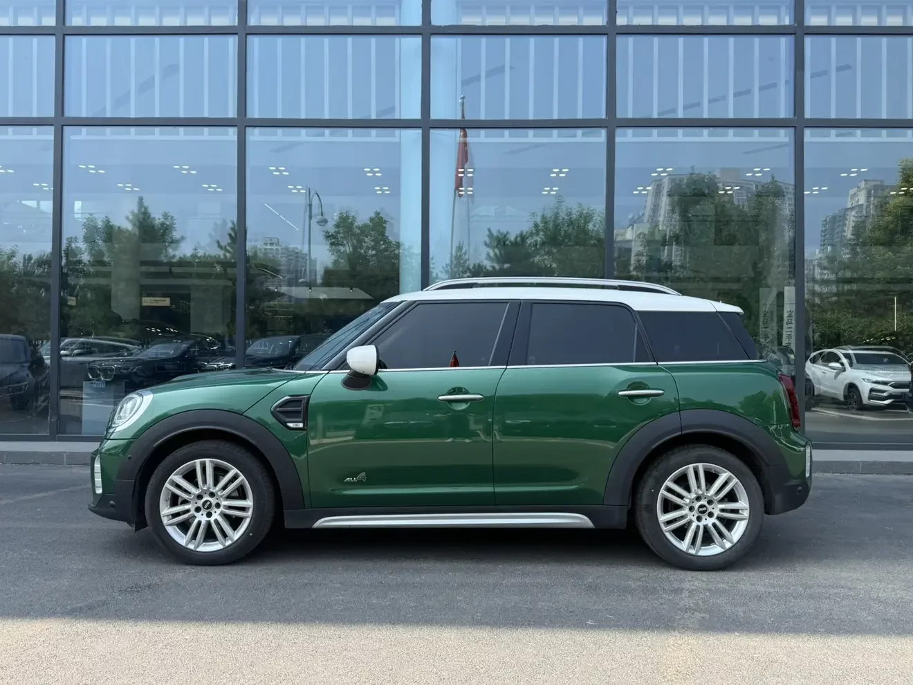 MINI COUNTRYMAN