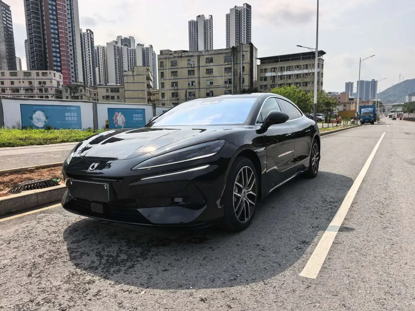 Denza Tengzhong Z9 DM