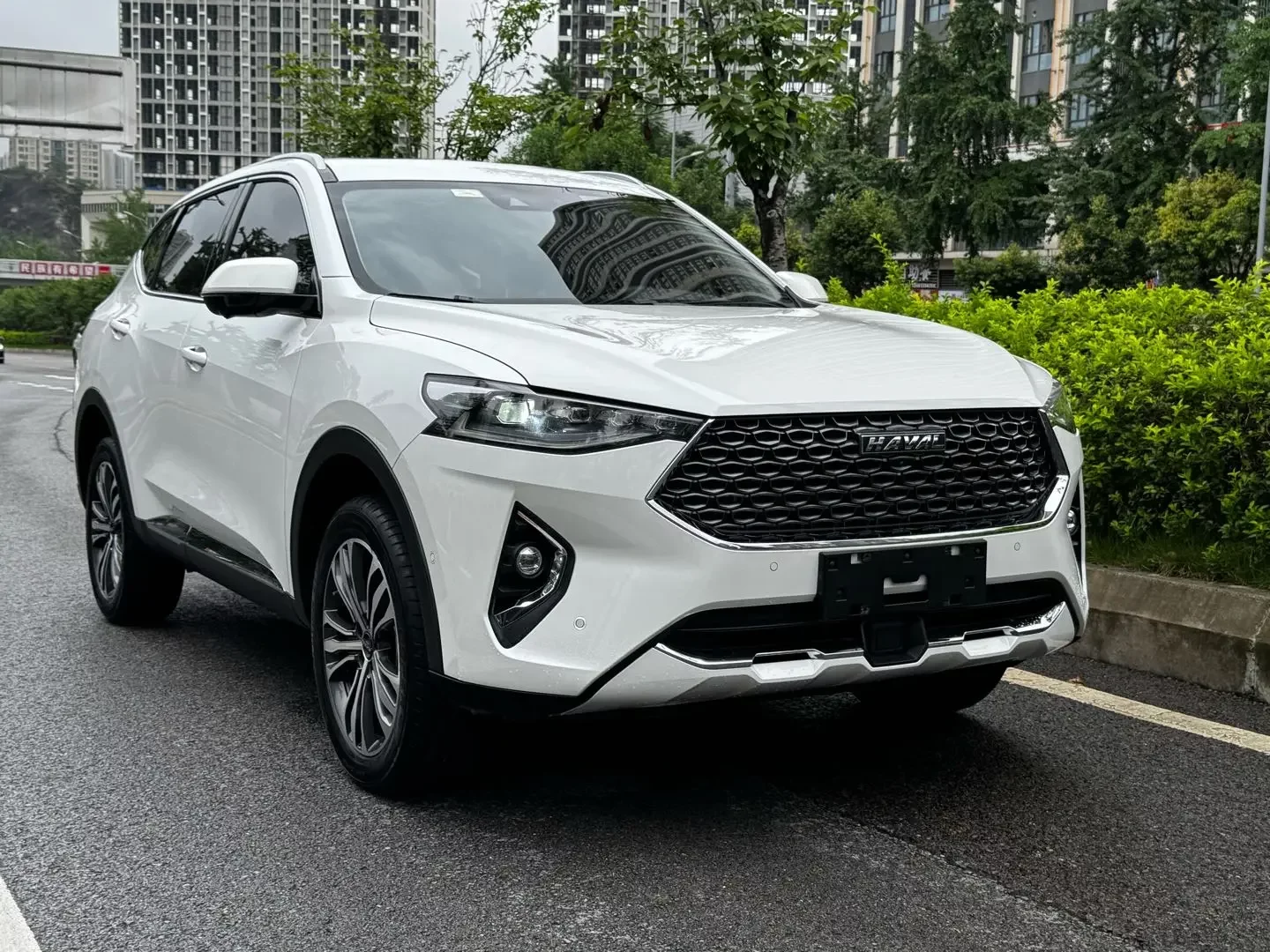 Haval F7