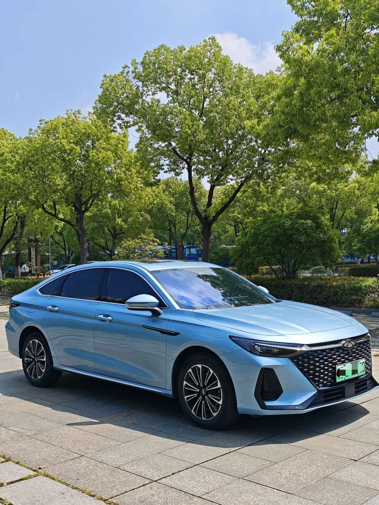 Chery Fengyun A8