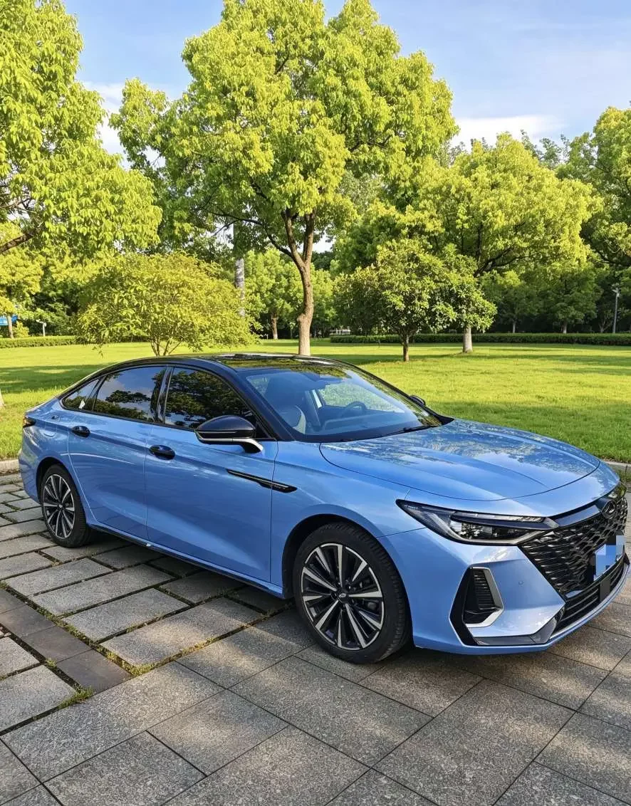 Chery Arrizo 8