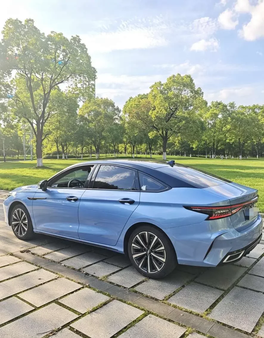 Chery Arrizo 8