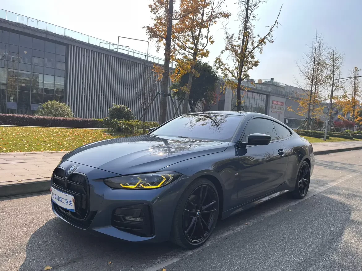 BMW 4-SERIES
