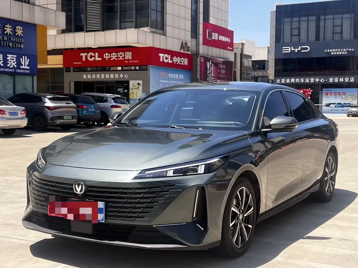 Changan Eado (Yida)  из Китая