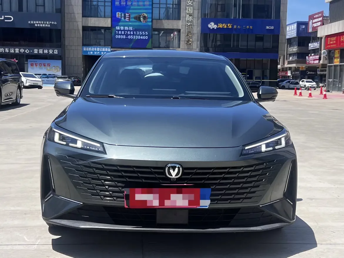 Changan Eado (Yida)  из Китая