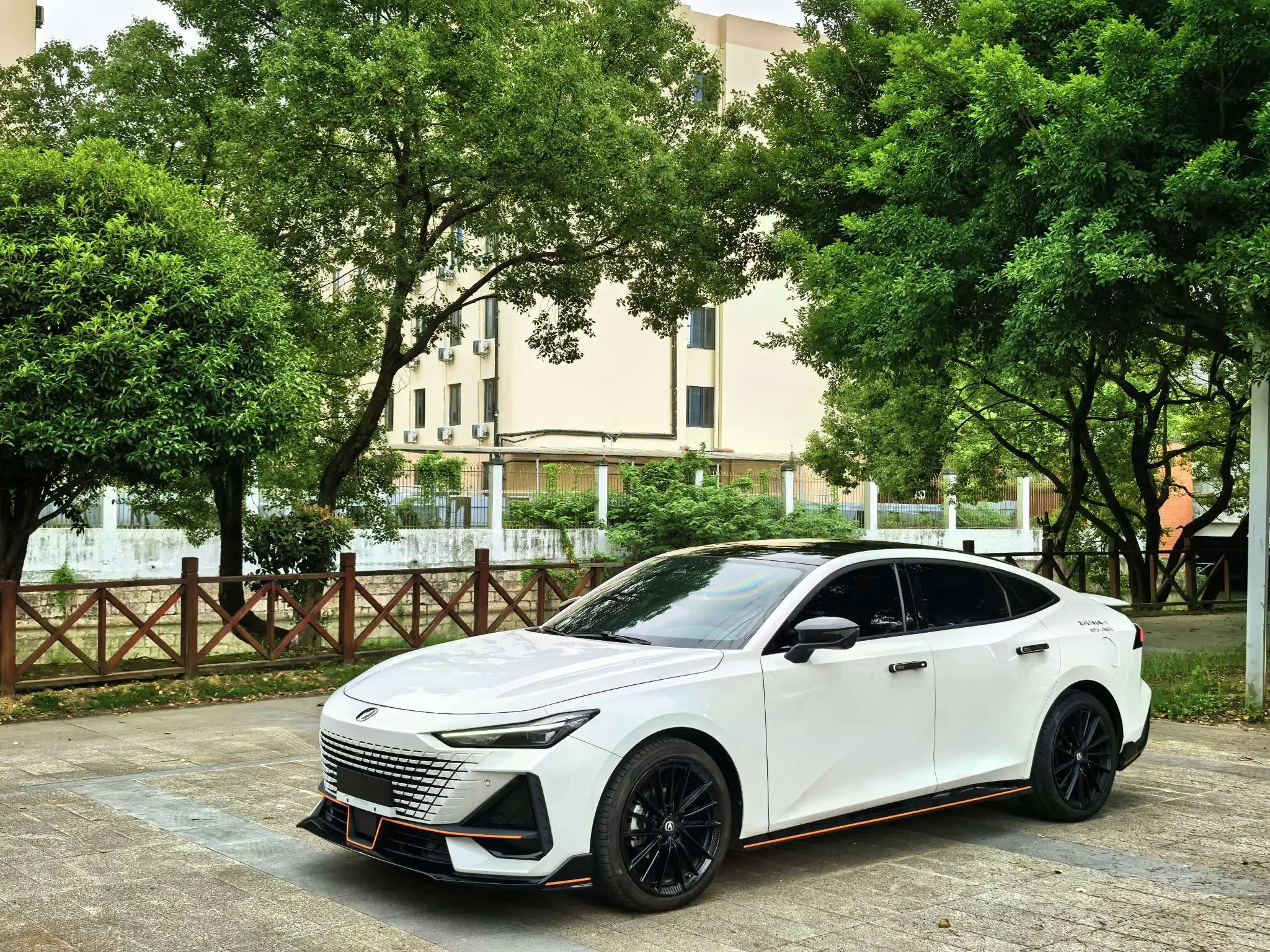 Changan UNI-V