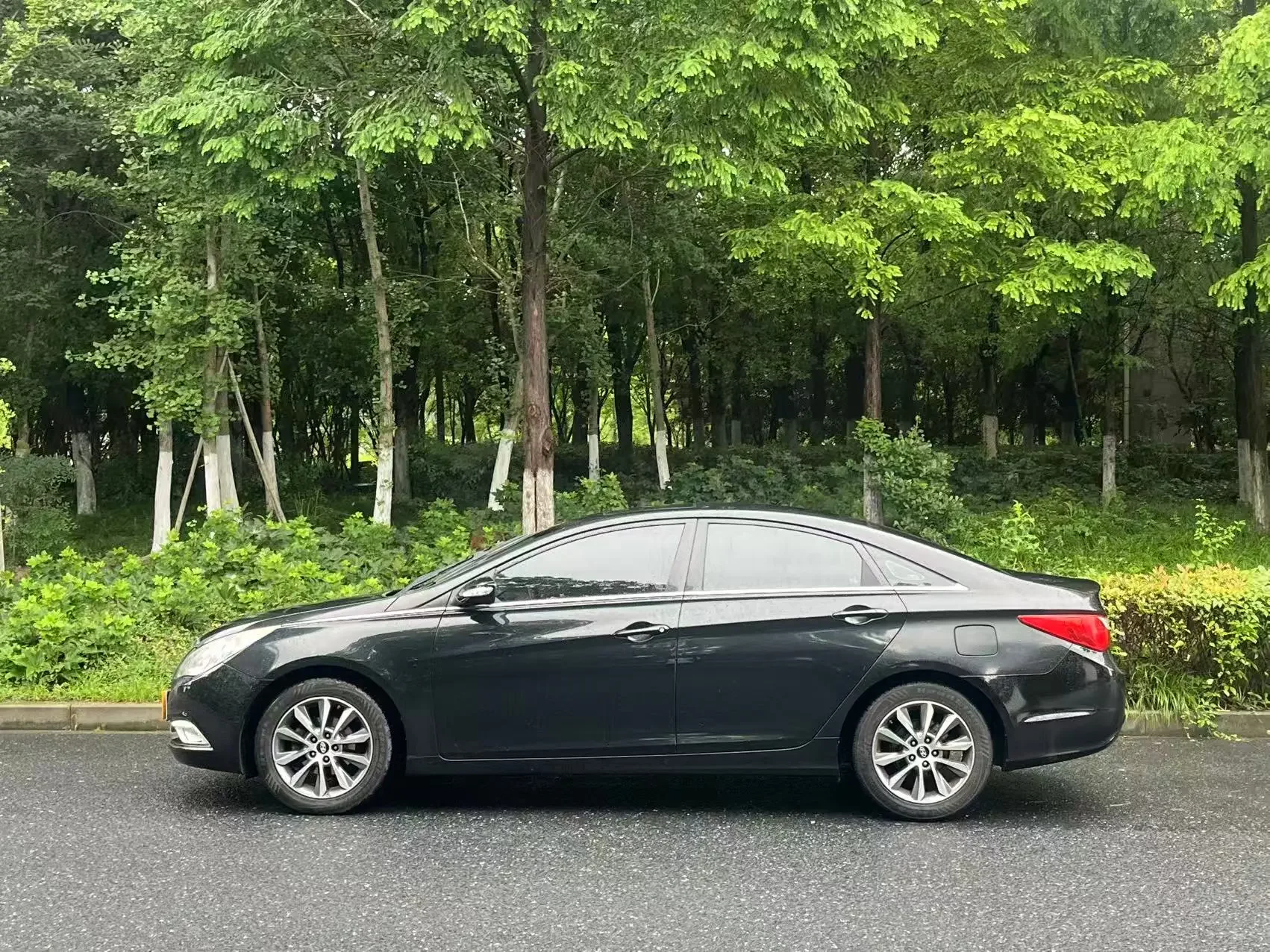 Hyundai sonata eight