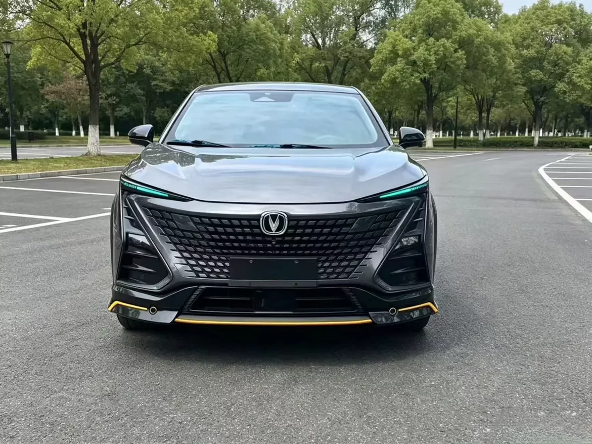Changan UNI-T  из Китая