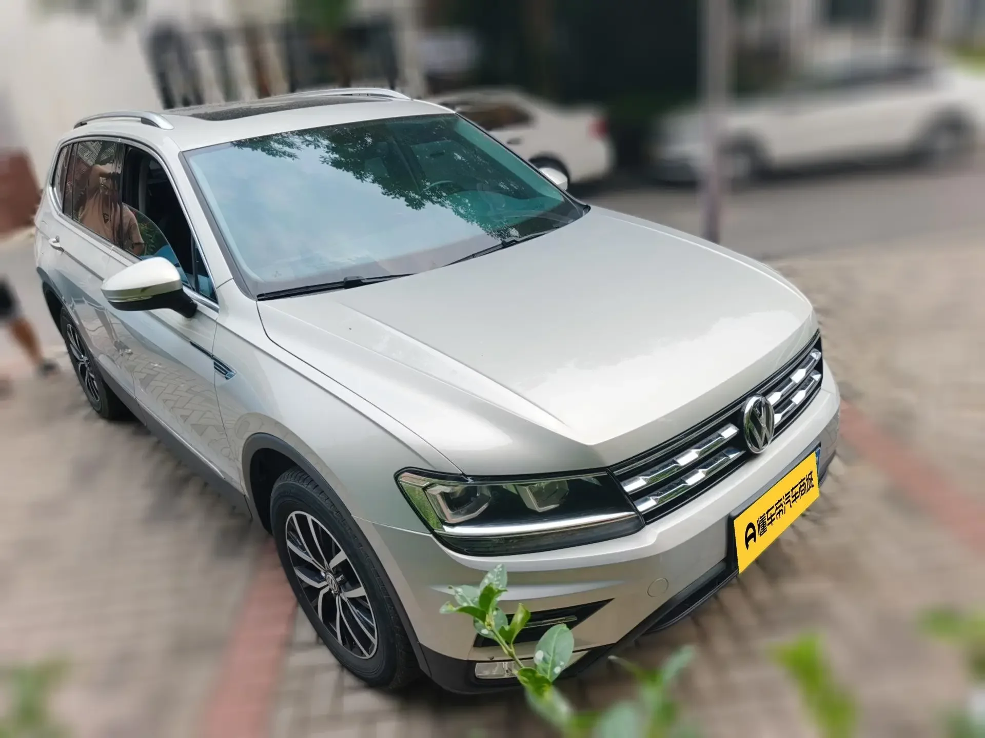 Volkswagen Tiguan L