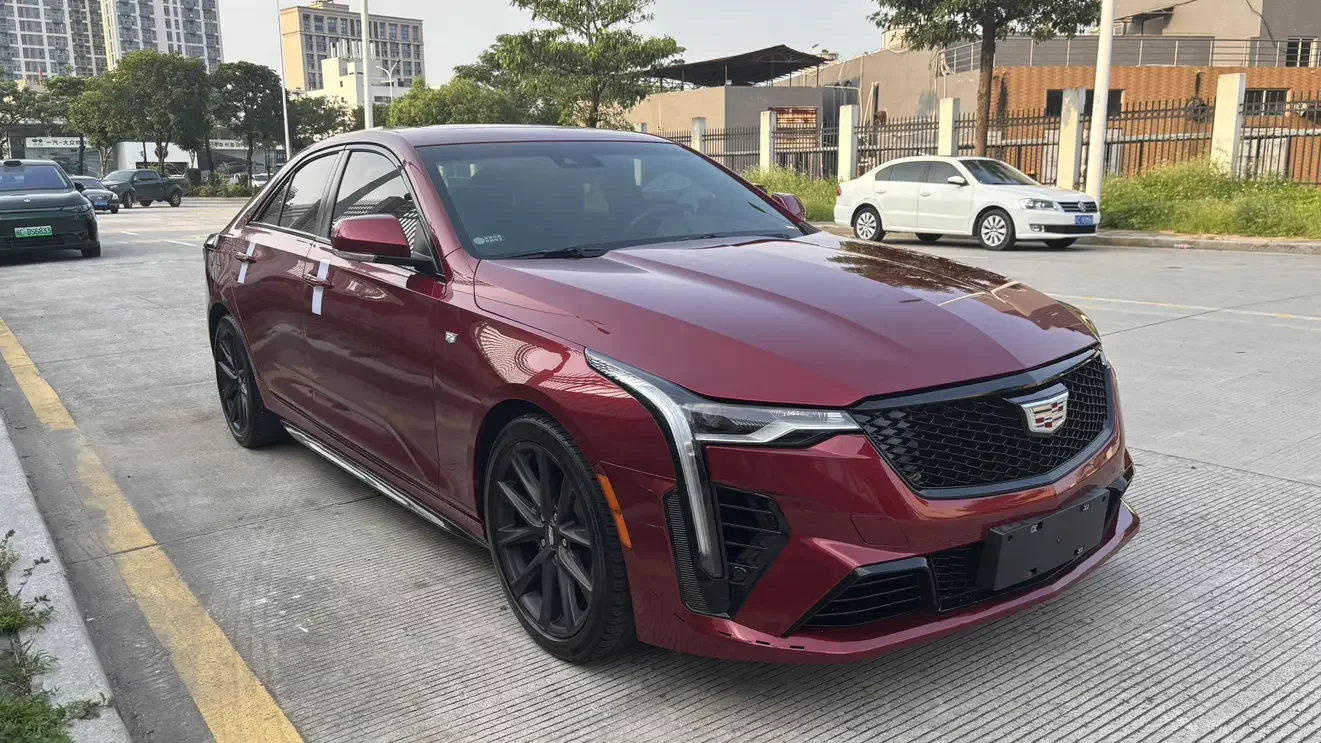 Cadillac CT4