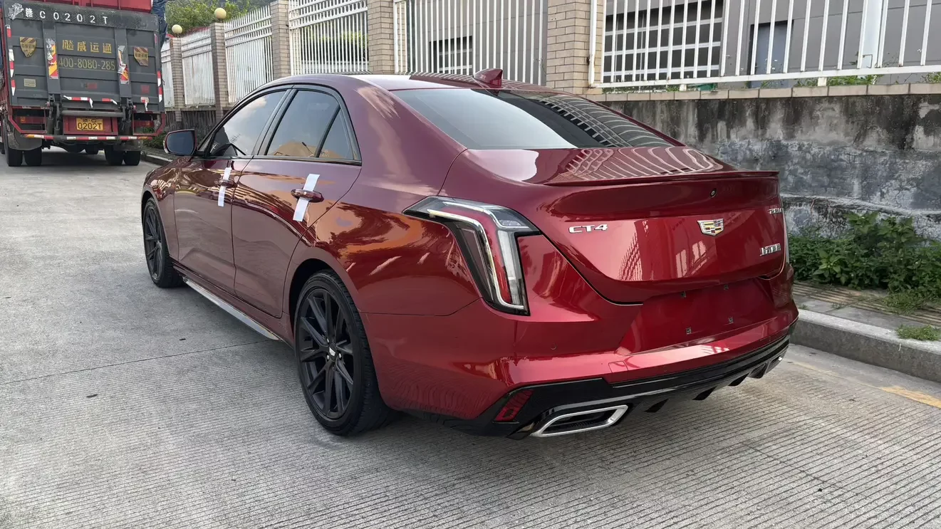 Cadillac CT4