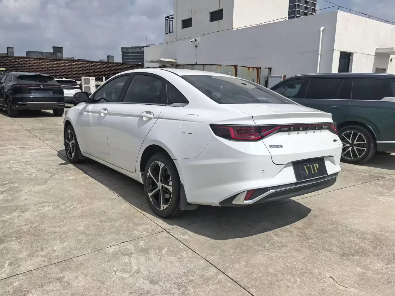 Geely Emgrand L