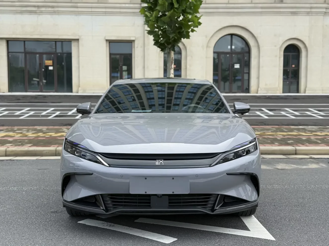 BYD Han EV