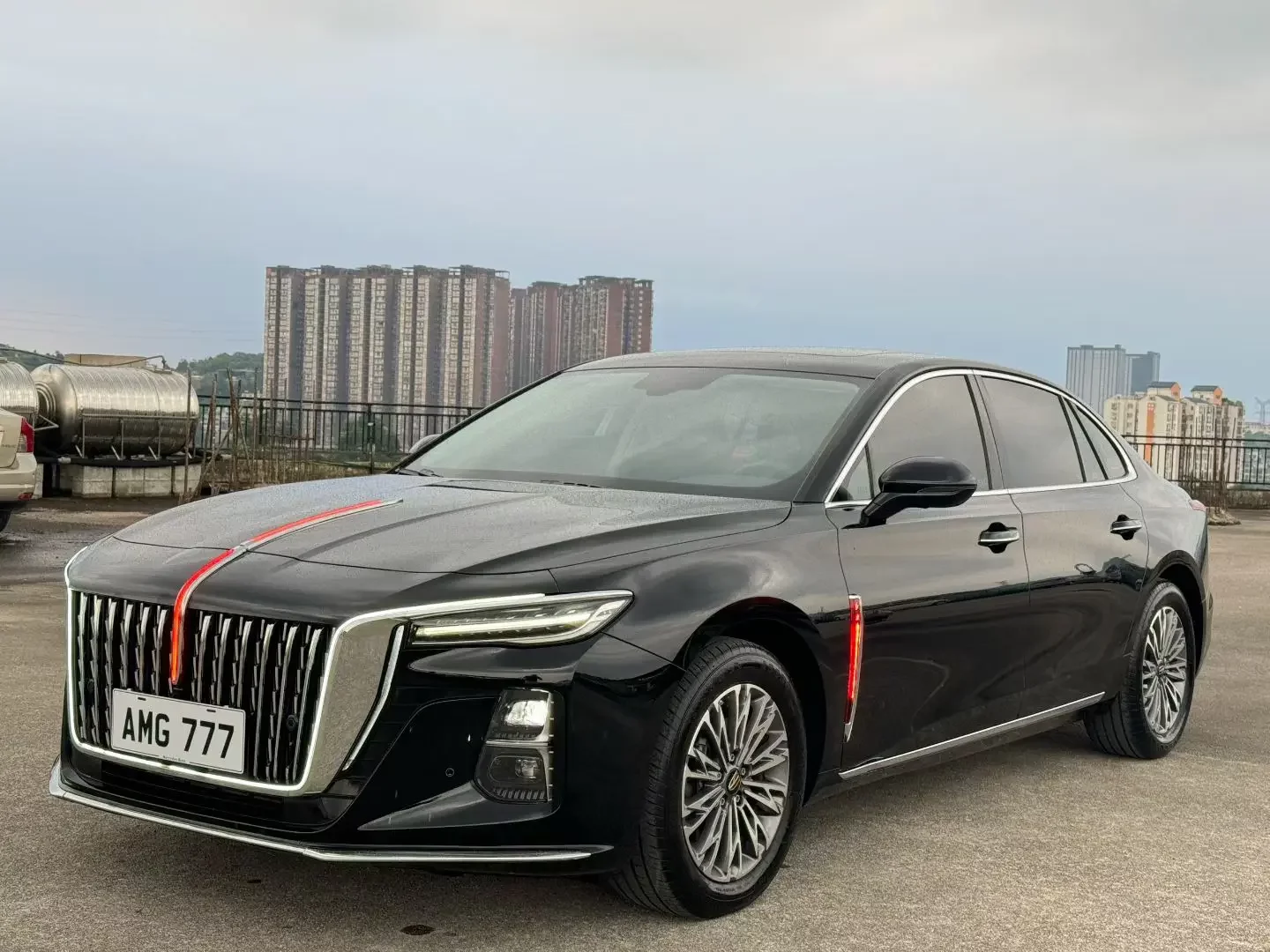 Hongqi H5