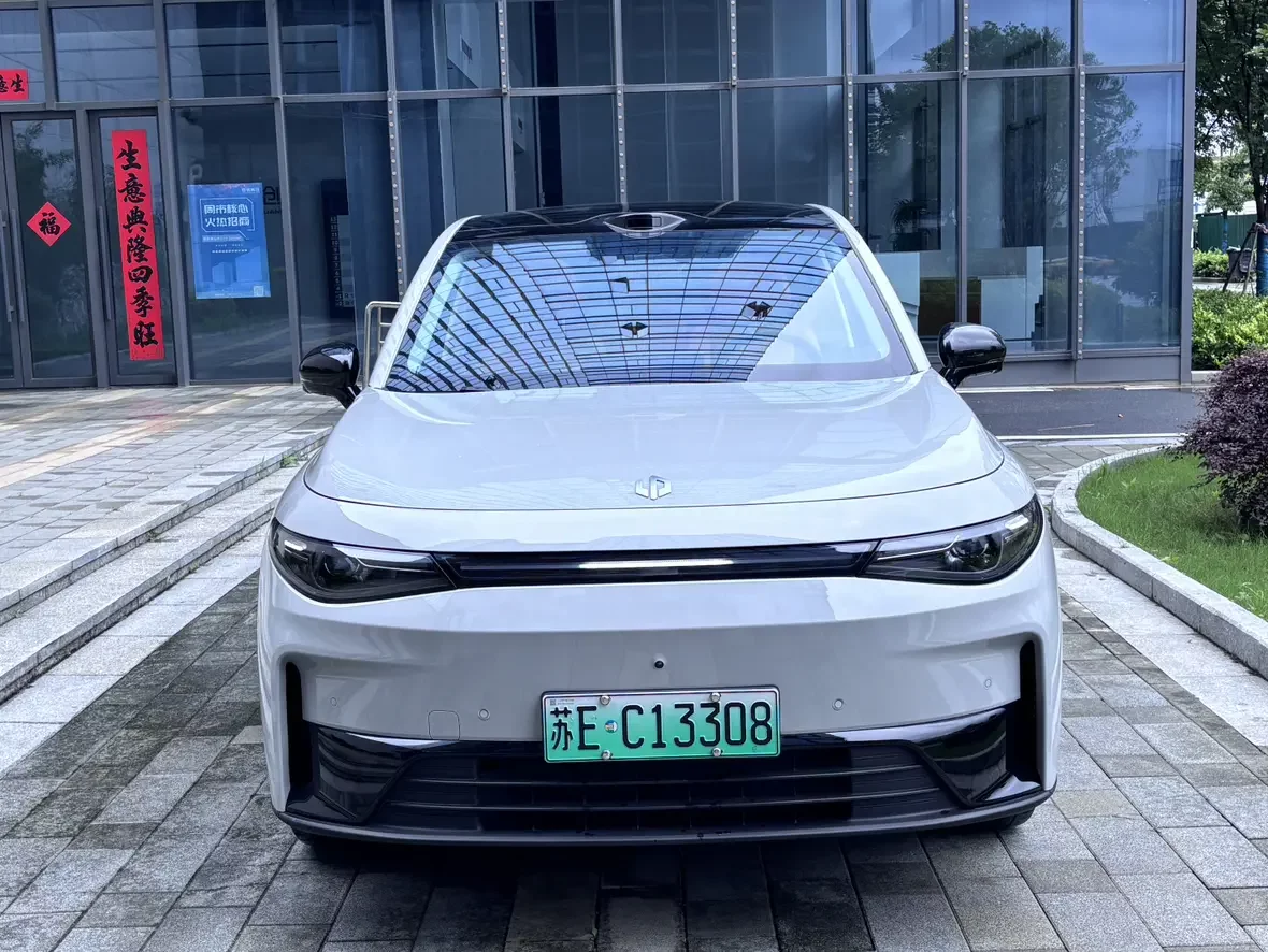 Leapmotor Zero running C10