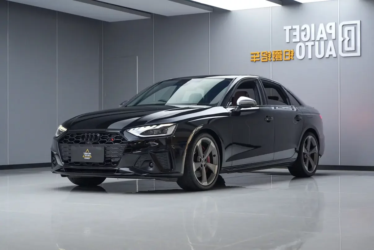 Audi S4