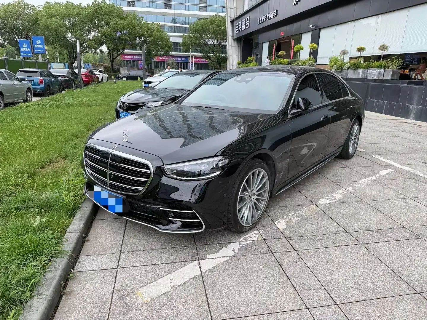 Mercedes-Benz S Class