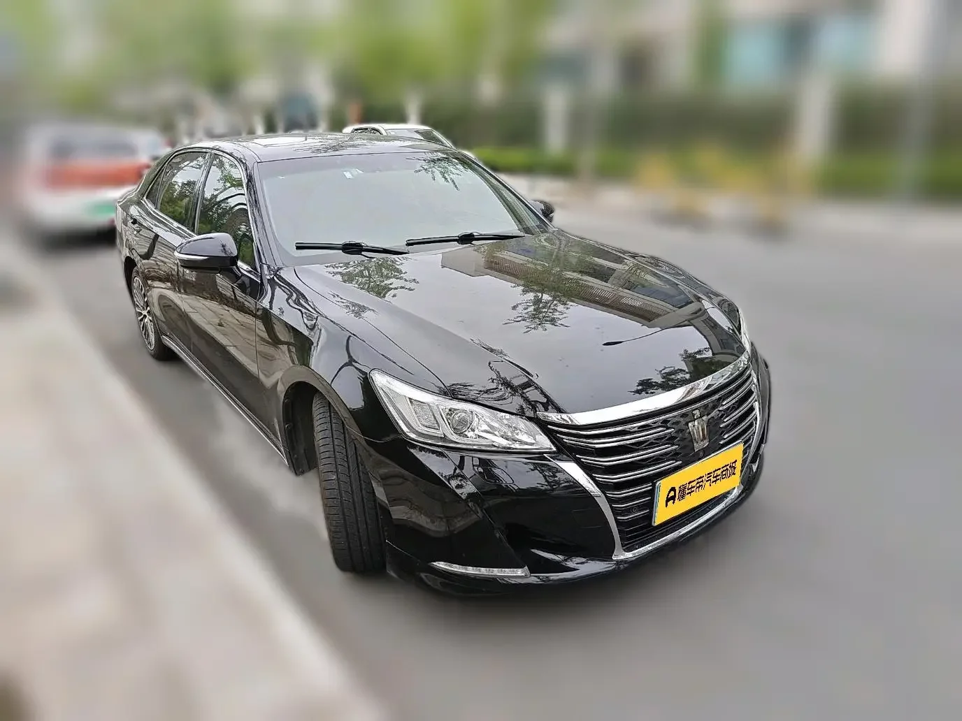Toyota crown