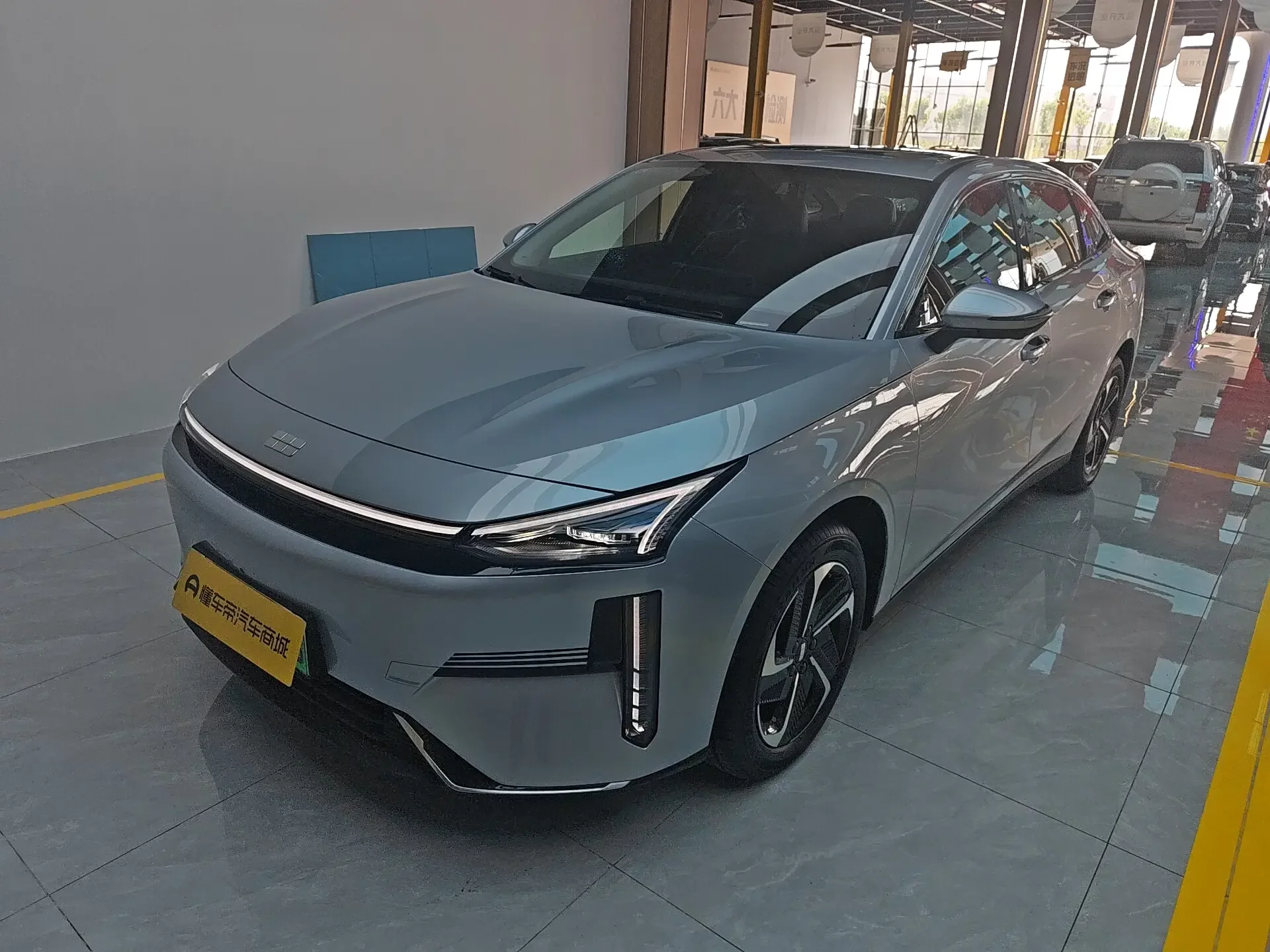 Geely Galaxy L6