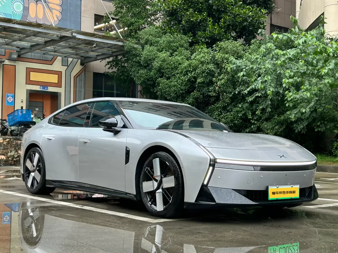 Xpeng P7
