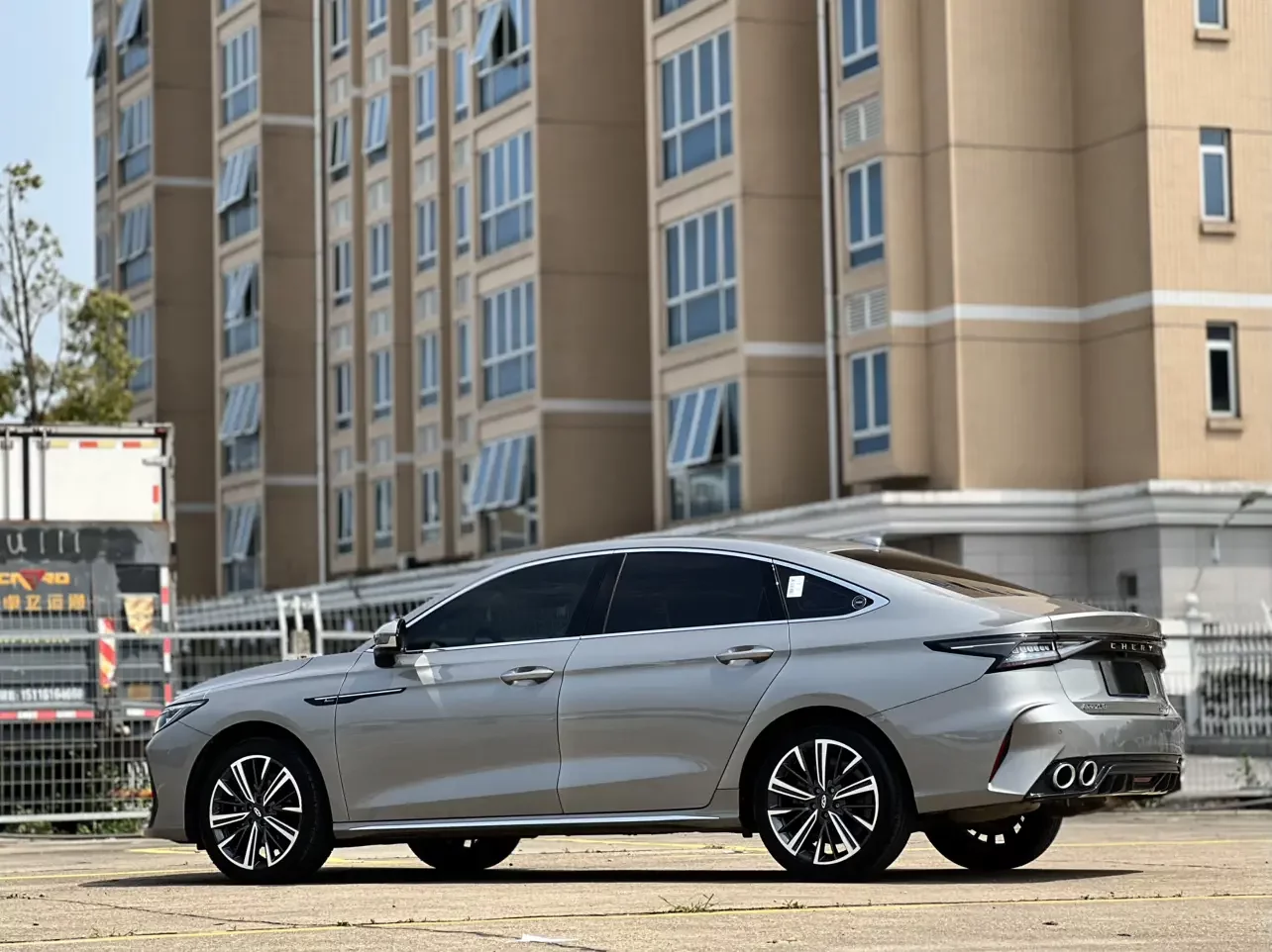 Chery Arrizo 8