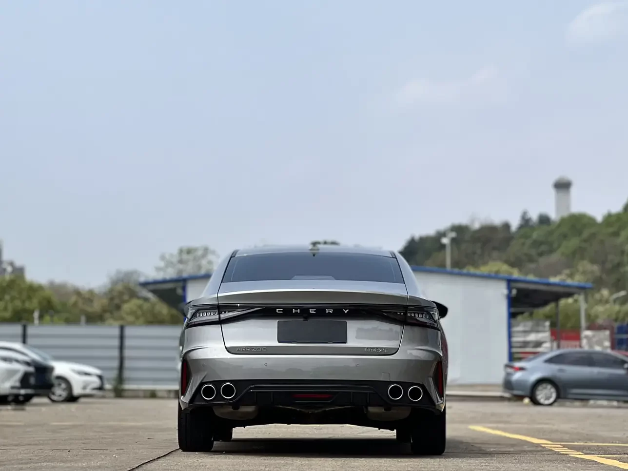 Chery Arrizo 8