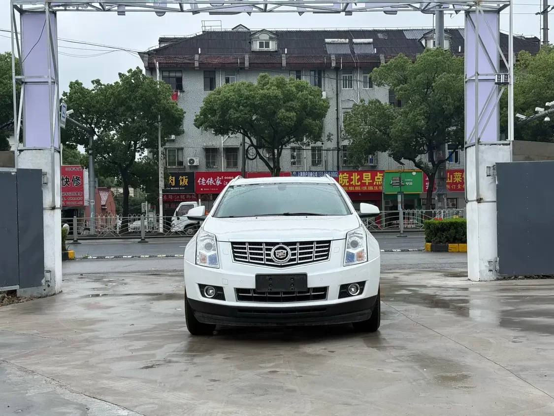 Cadillac SRX  из Китая