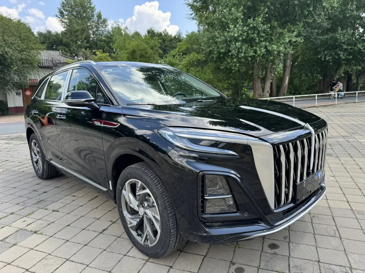 Hongqi HS3 PHEV