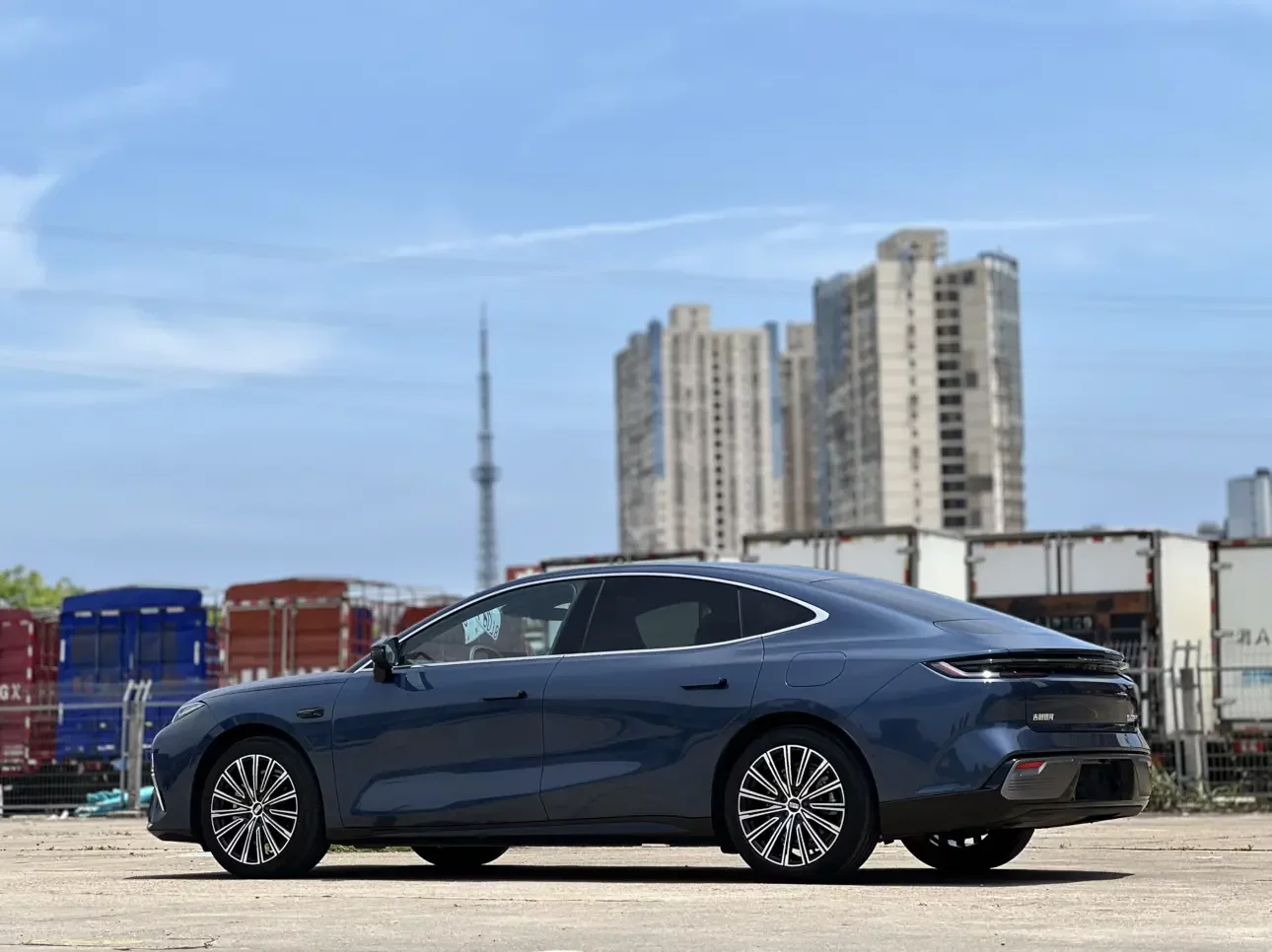Geely Galaxy Star 8 PHEV