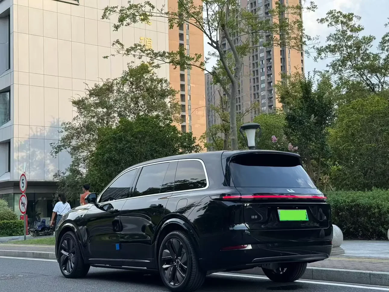 Lixiang L9