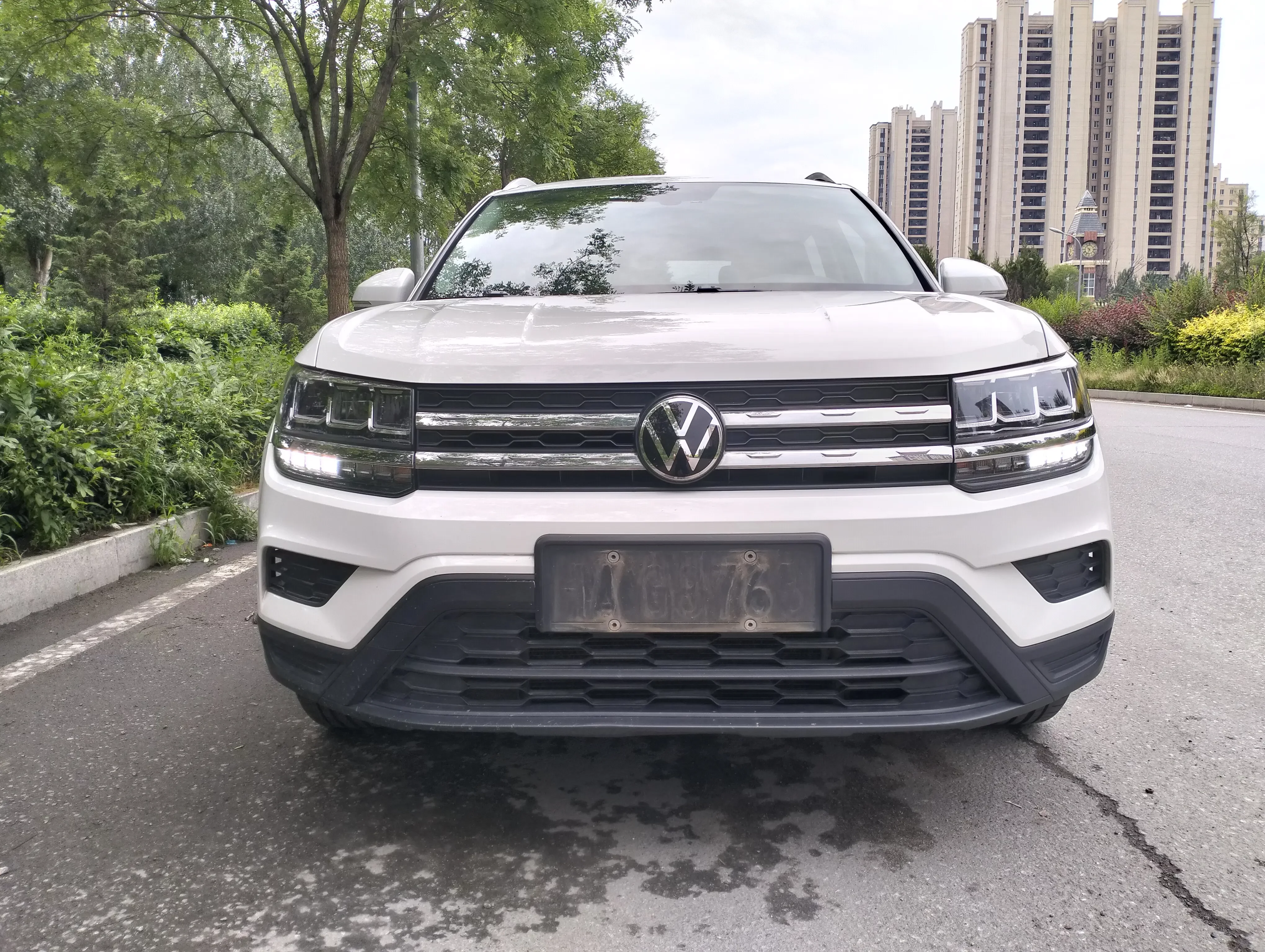 Volkswagen Tharu