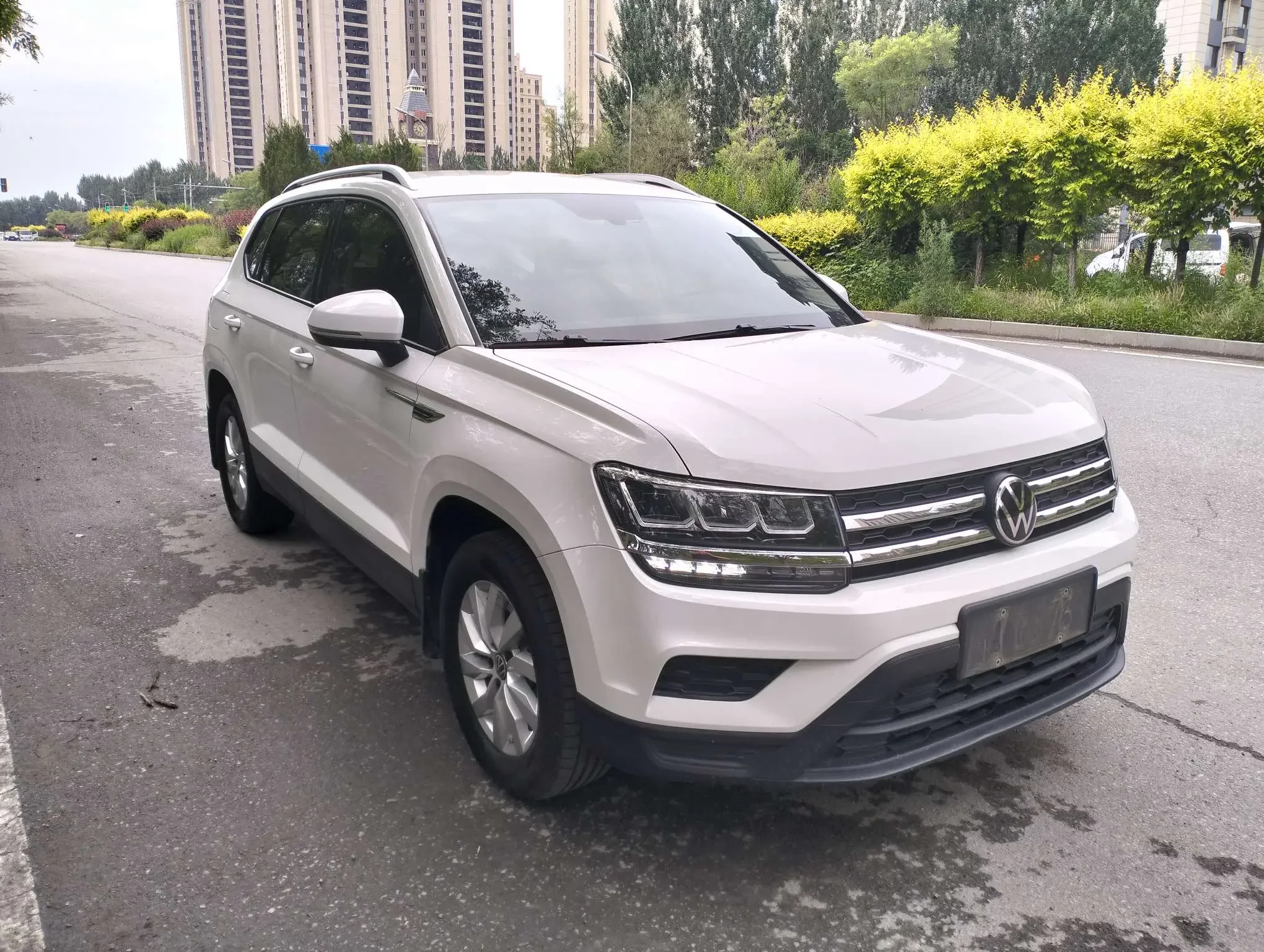 Volkswagen Tharu
