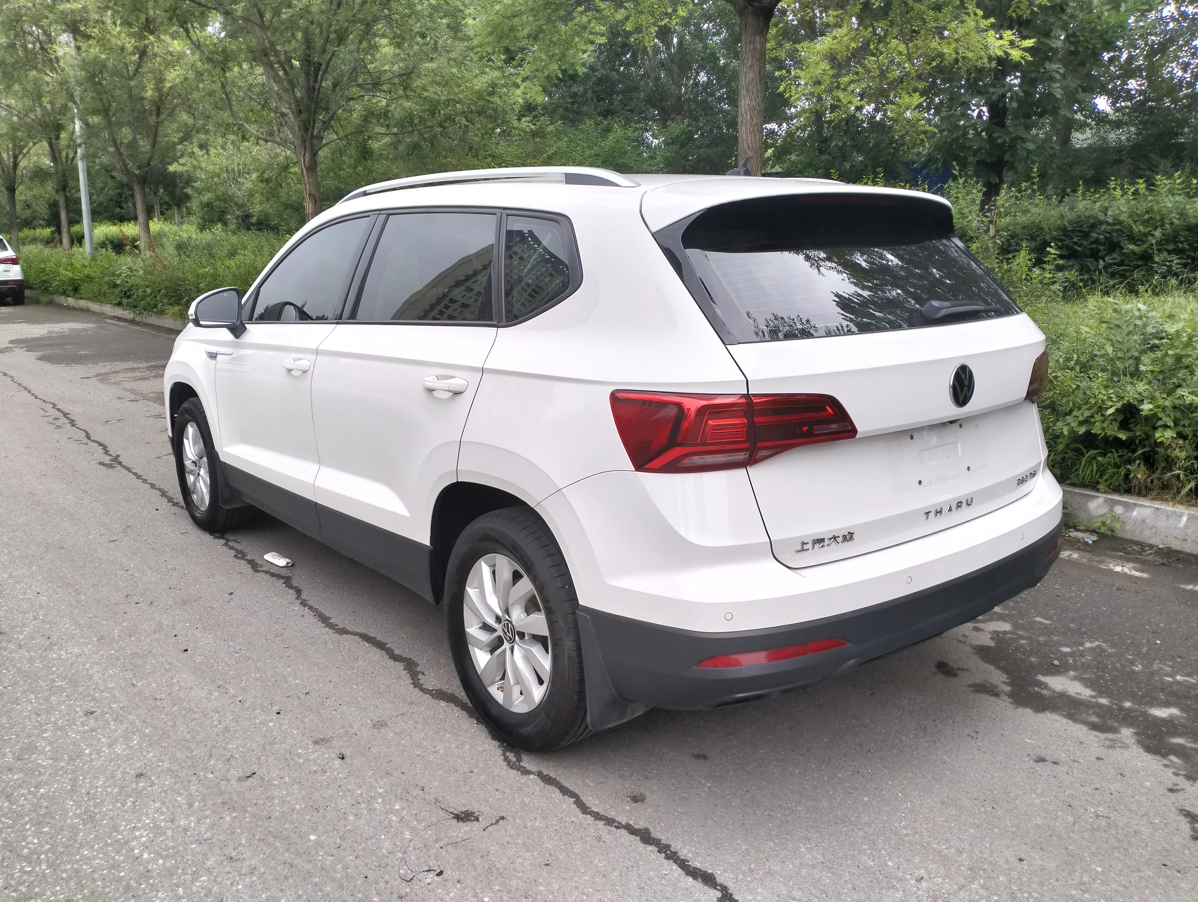 Volkswagen Tharu