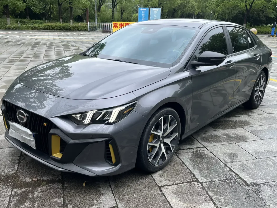 GAC Trumpchi Empow  из Китая
