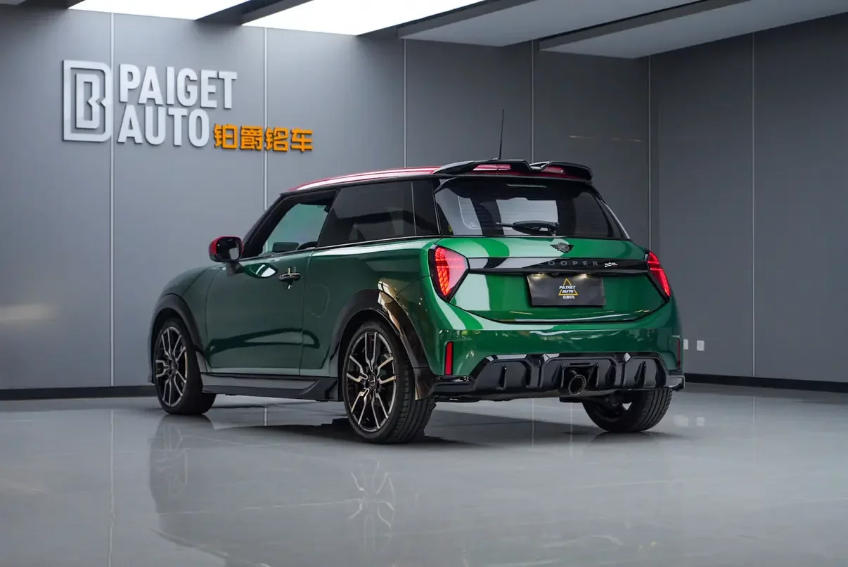 MINI JCW
