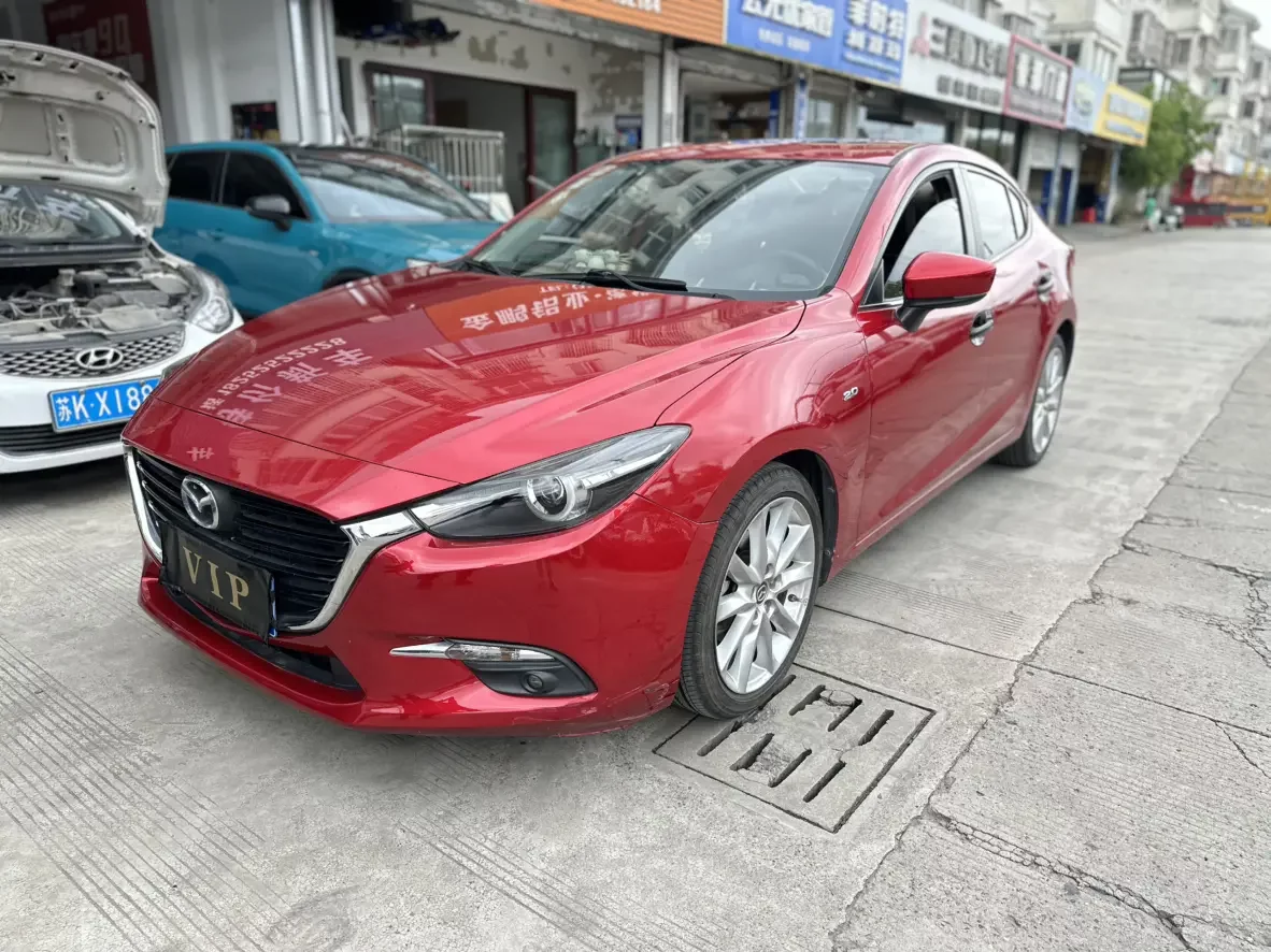 Mazda Axela