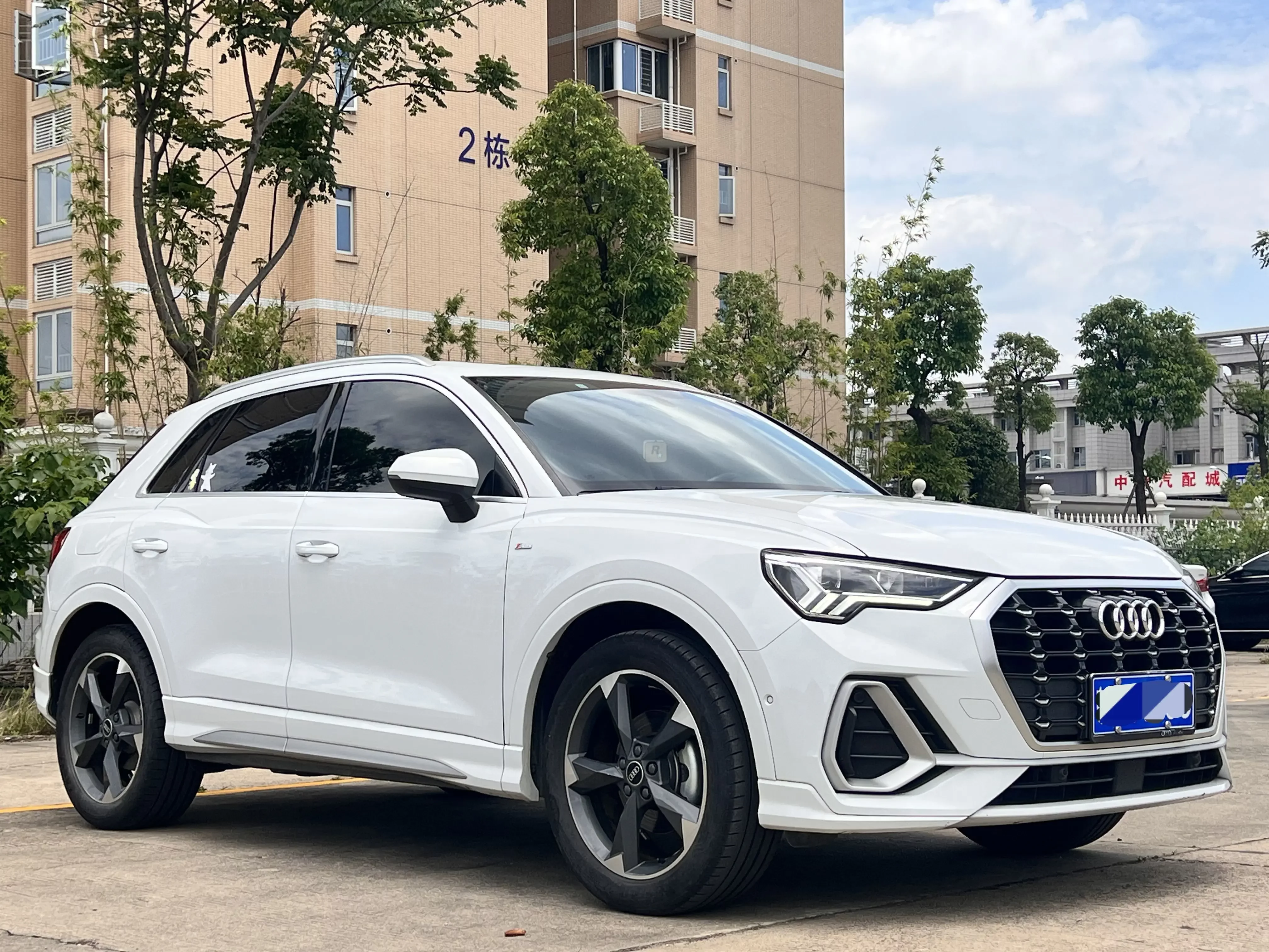 Audi Q3