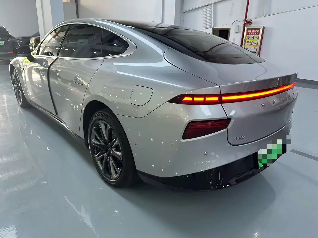 Xpeng P7