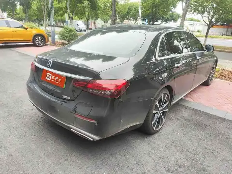 Mercedes-Benz E-Class PHEV