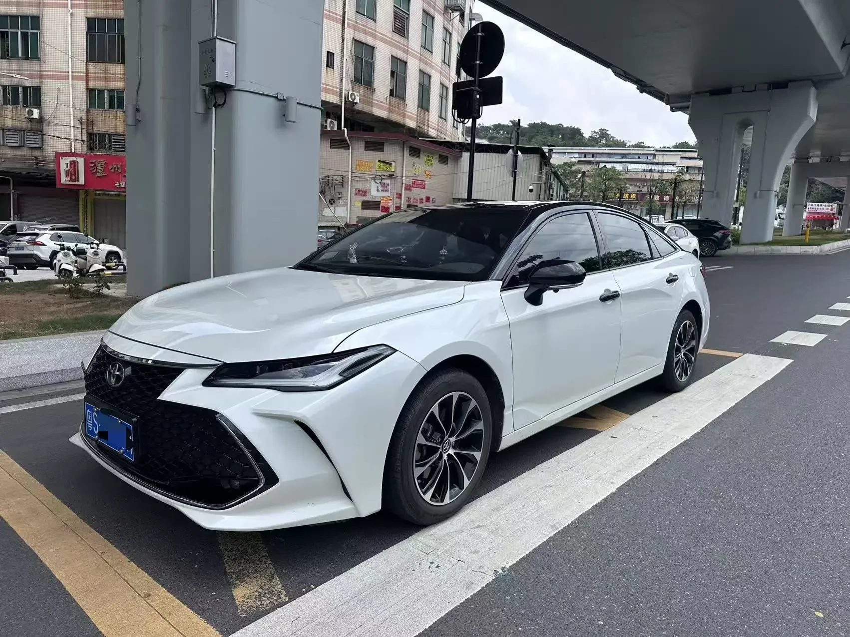 Toyota Avalon