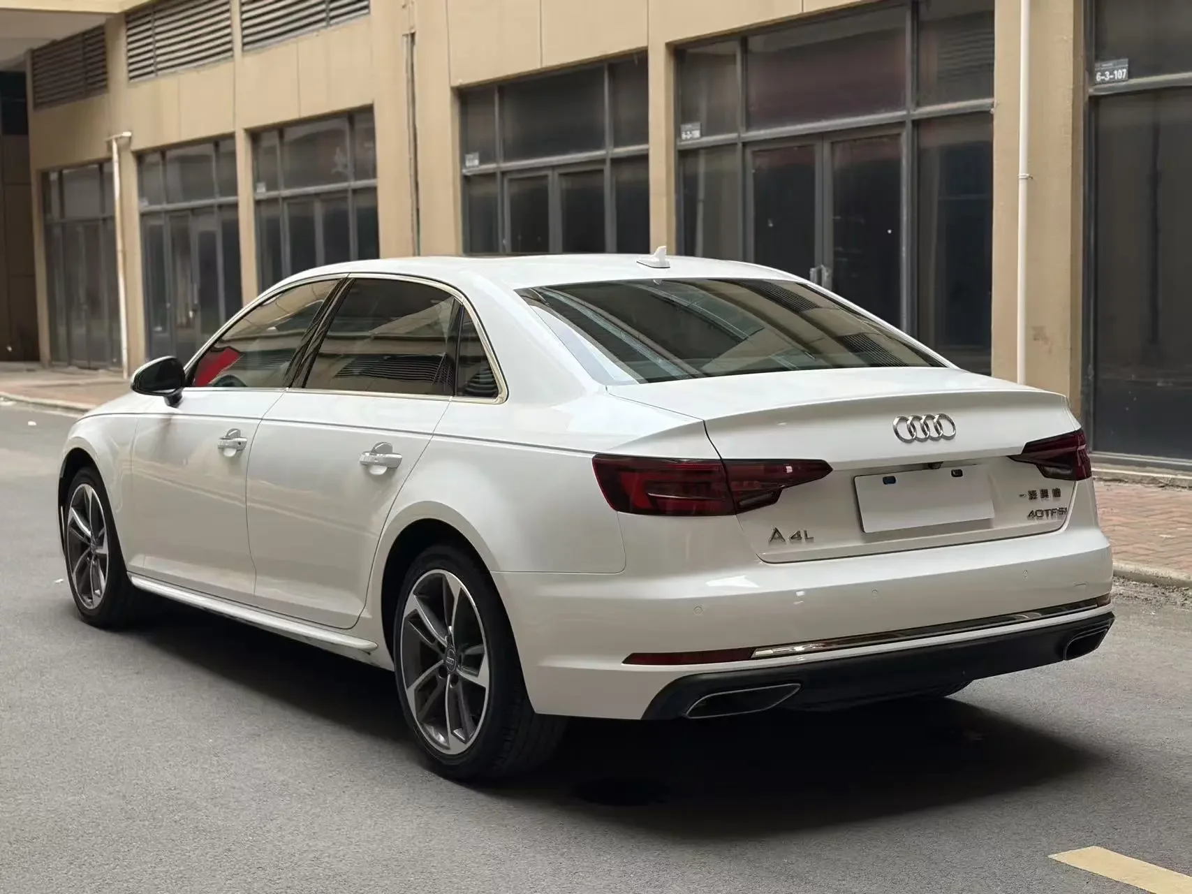Audi A4L