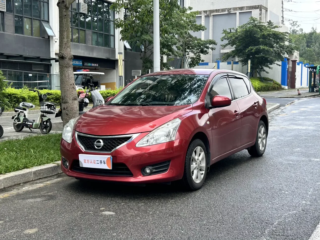 Nissan Tiida  из Китая