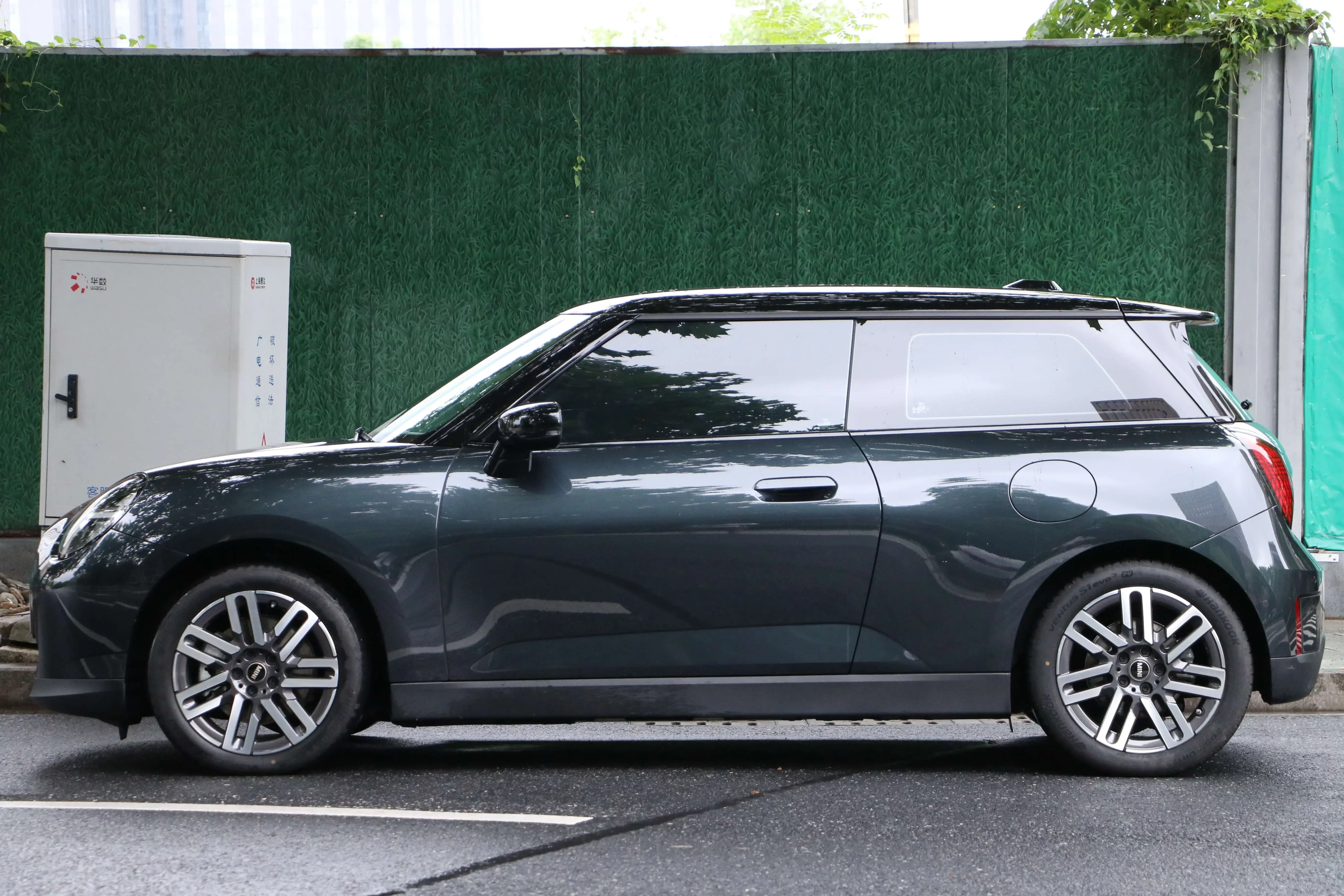 MINI ELECTRIC  COOPER
