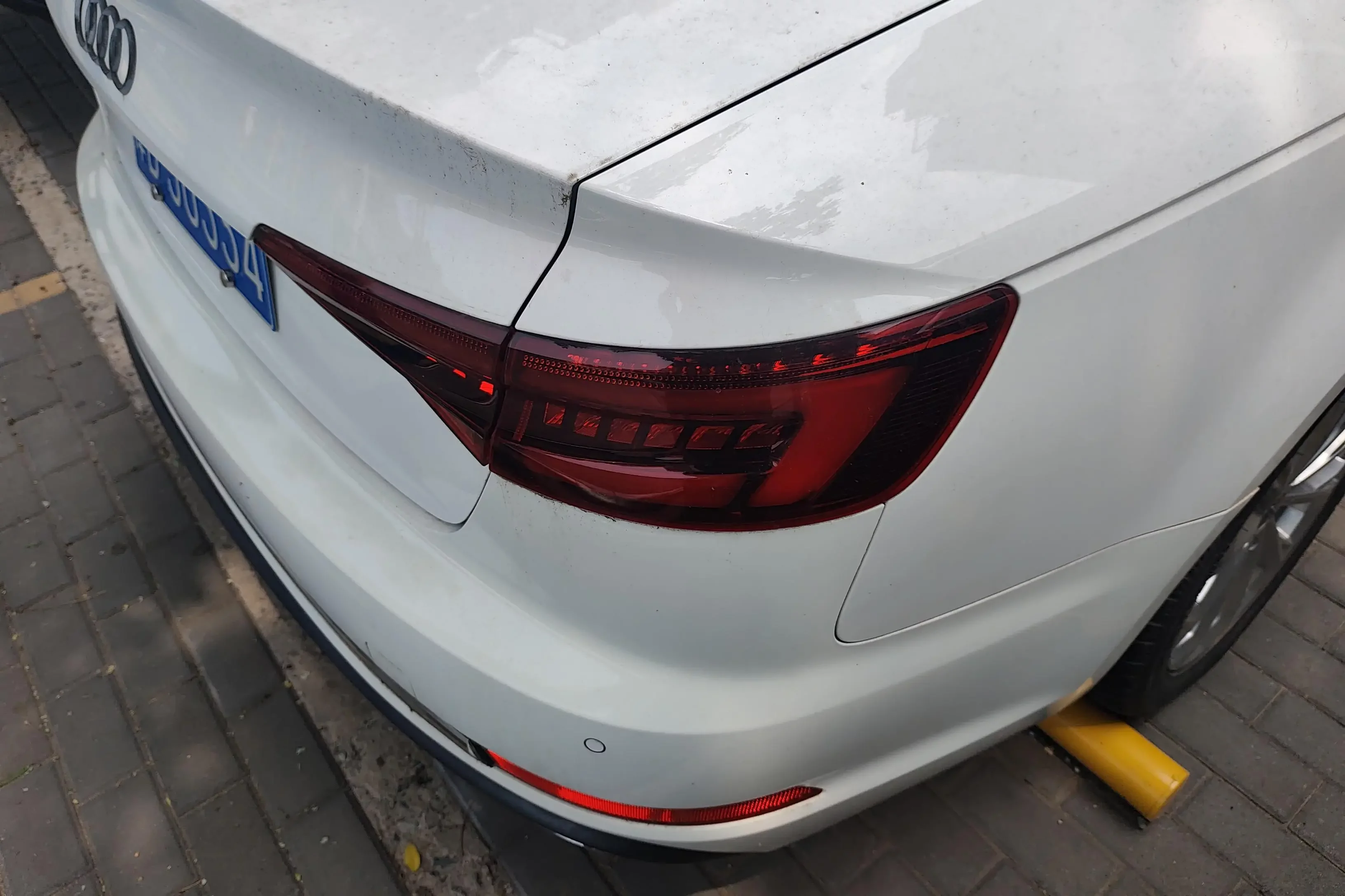 Audi A4L